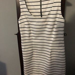 Tart dress size XS